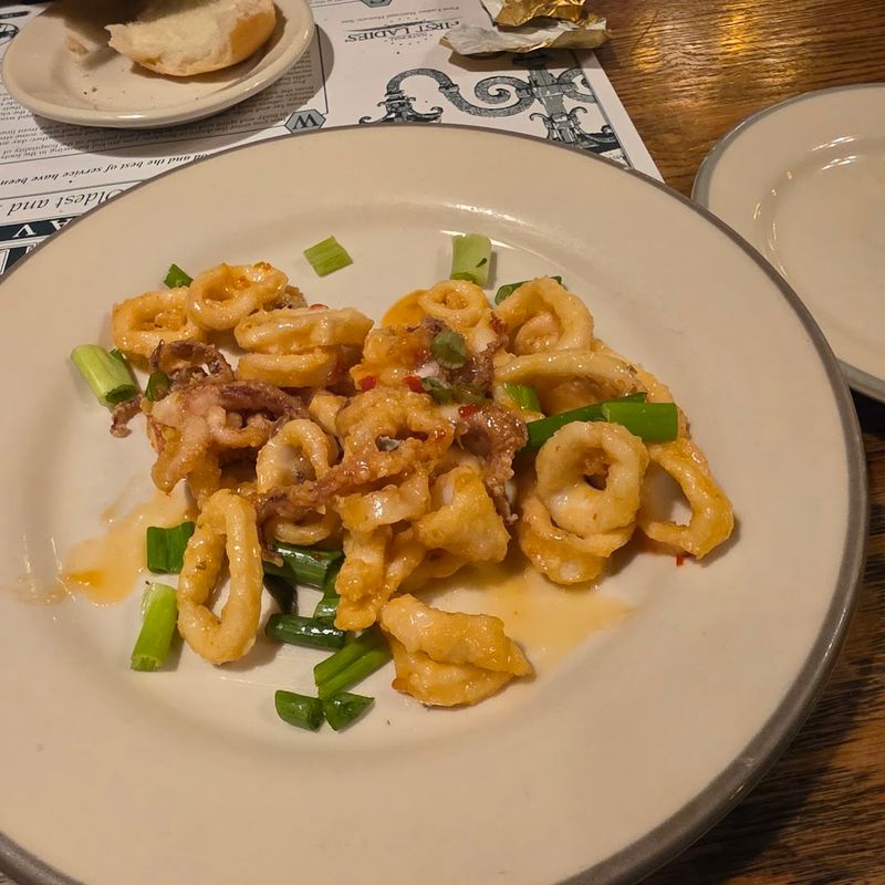 Bender's Tavern &mdash; Canton