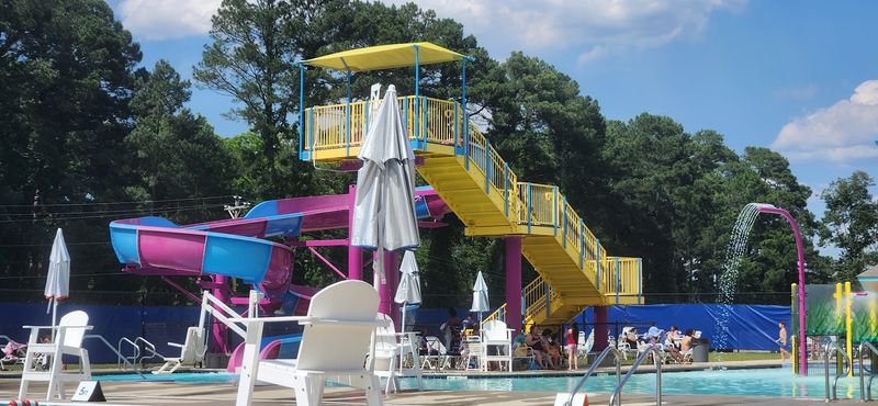 Playgrounds and Kid-Friendly Features