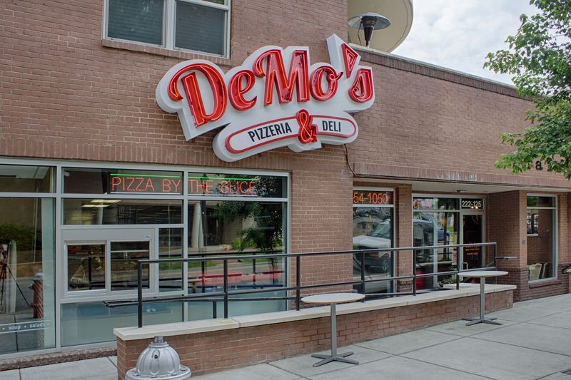 DeMo's Pizzeria & Deli &ndash; Raleigh