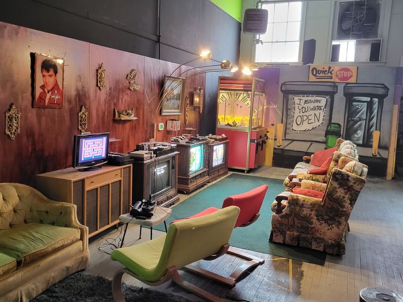 The Vintage Console Lounge That Takes You Back Even Further