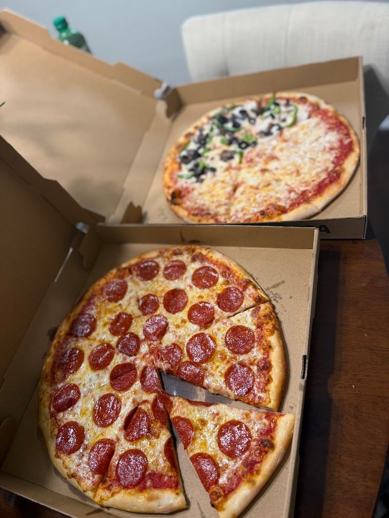 Gino's Pizza &ndash; Raleigh