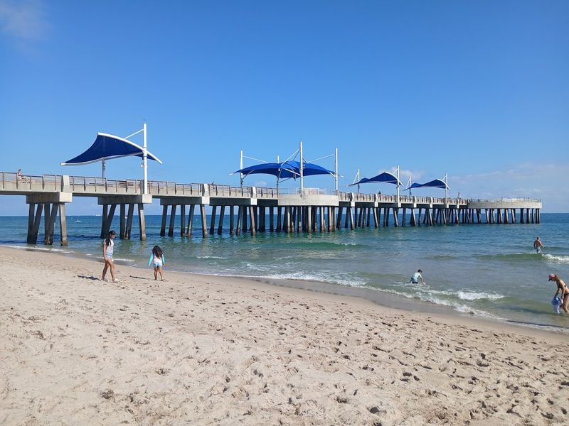 The 900-Foot Pier: Context and Scale