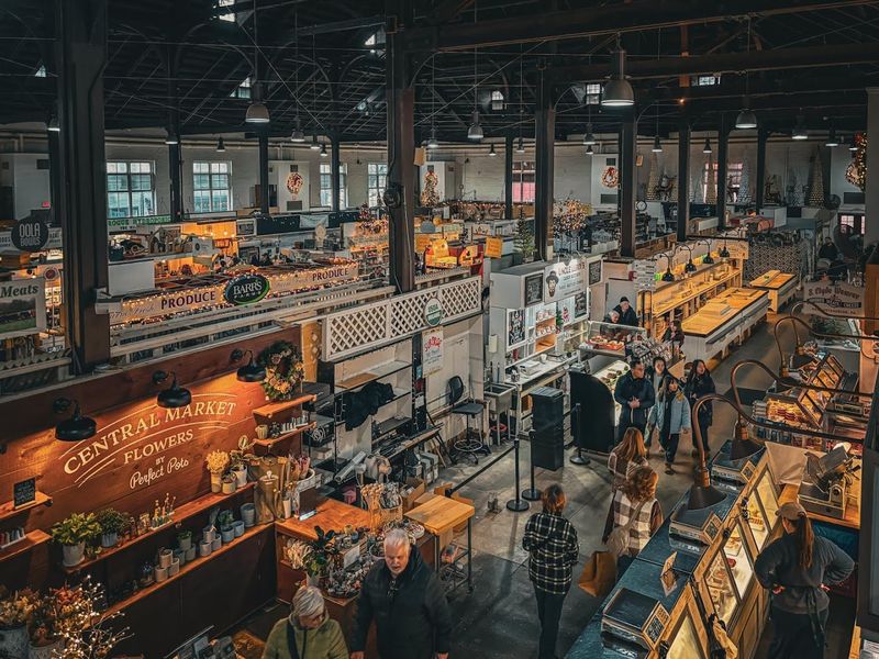 Lancaster Central Market &ndash; Lancaster