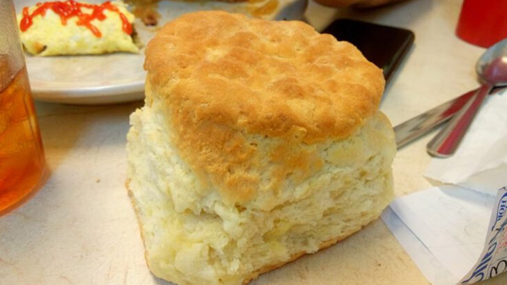 Restaurants in North Carolina That Serve Biscuits and Gravy So Good You&rsquo;ll Want Breakfast for Every Meal