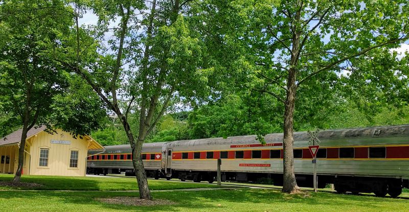 Take a Scenic Train Ride on the Cuyahoga Valley Scenic Railroad (Peninsula, Ohio)