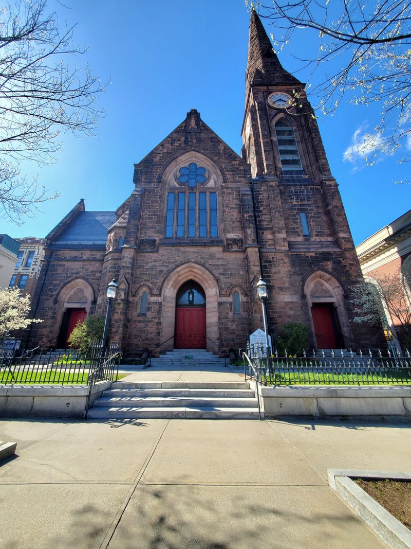 Northampton — A College City That Takes Food, Music, and Bookshops Seriously