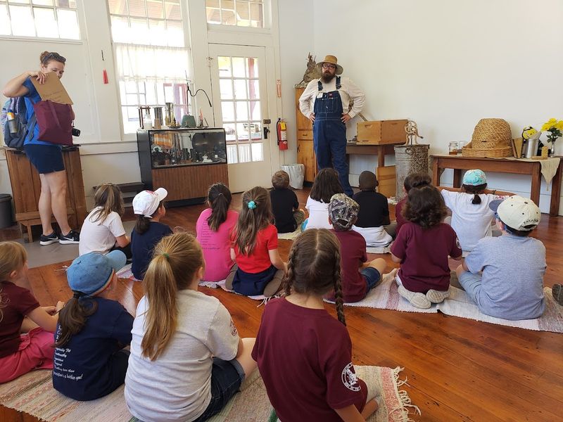 Educational Field Trip Programs That Make History Fun