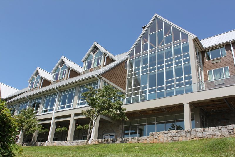 Amenities and Lodging: Stay Longer and Explore More