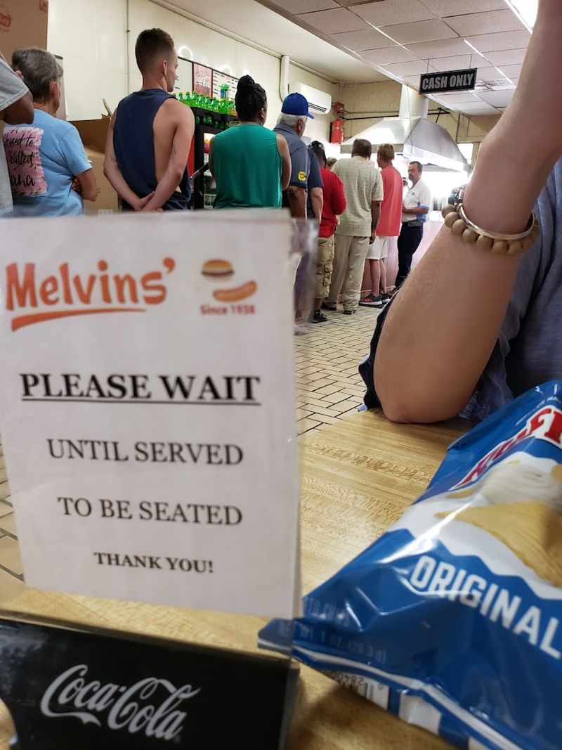 Old-School Atmosphere That Feels Frozen in Time