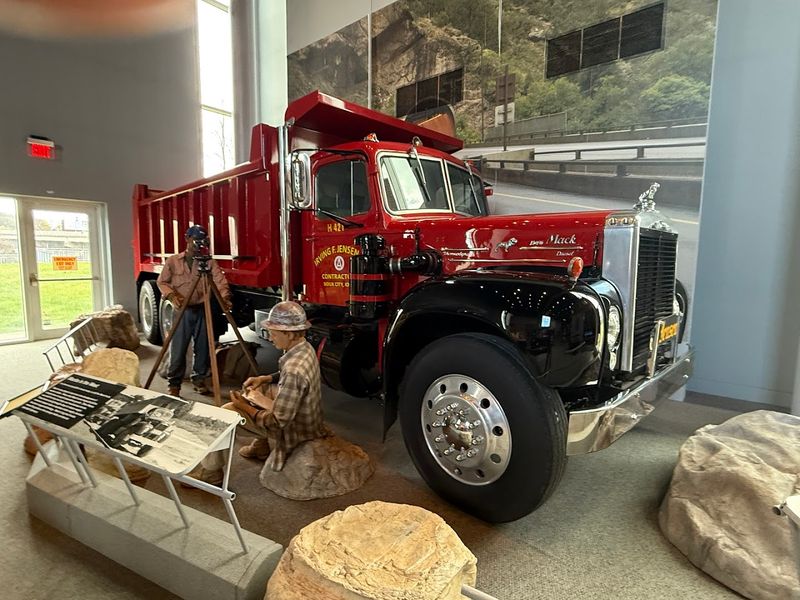 Allentown&rsquo;s Strong Mack Trucks Connection
