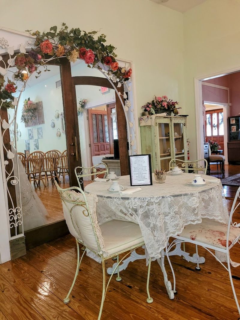 Hours, Reservations, and Timing Your Visit