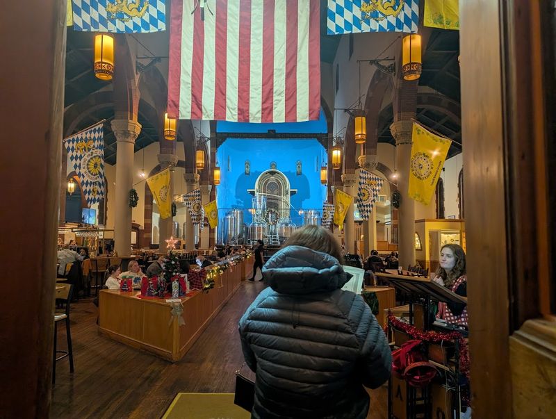 It is easiest to enjoy when you plan your visit strategically