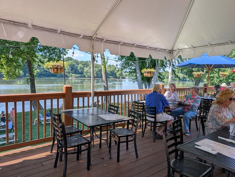 Penn's Tavern (Sunbury, PA)