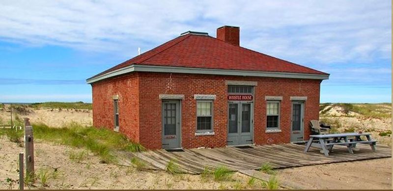 The Whistle House: A Cozy Coastal Retreat
