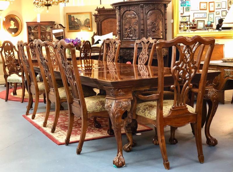 Furniture Finds That Actually Fit