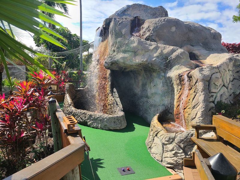 Smugglers Cove Adventure Golf (Fort Myers)