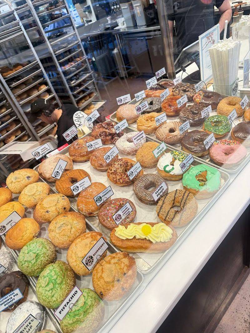 Kane's Donuts (Saugus and Boston)