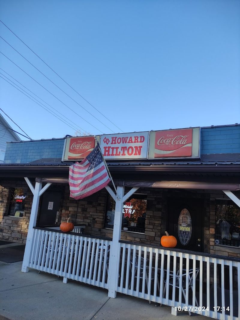 Howard Hilton &ndash; Howard, Ohio