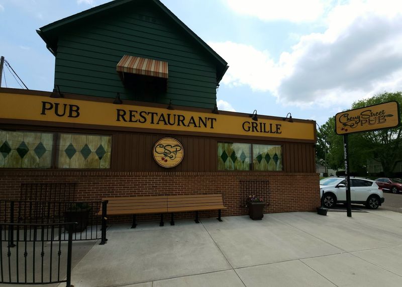 Cherry Street Pub &ndash; Lancaster