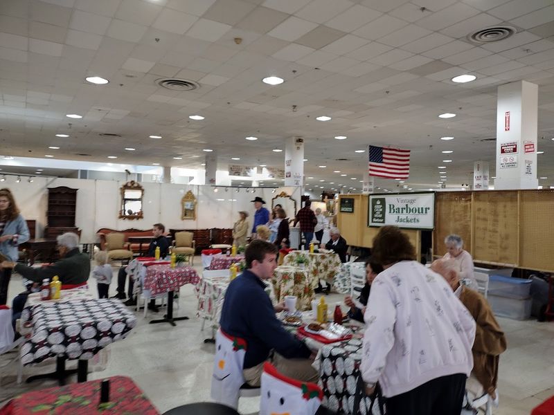 Comfort, Food, and Breaks That Keep You Sharp