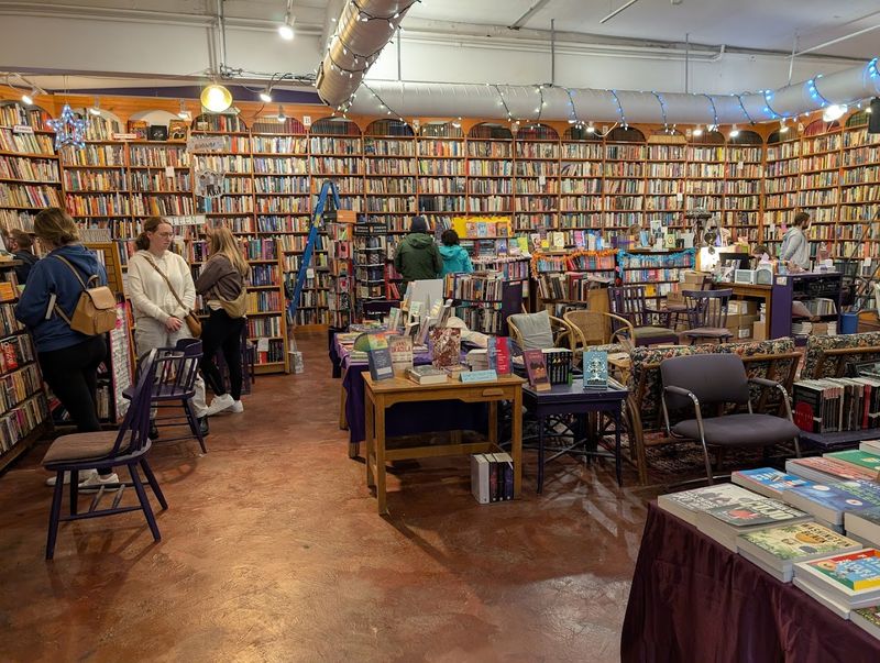 The Famous Stump the Bookseller Service