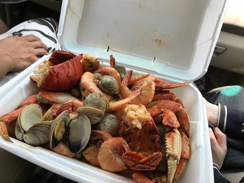 Whalebone Seafood Market (Nags Head)