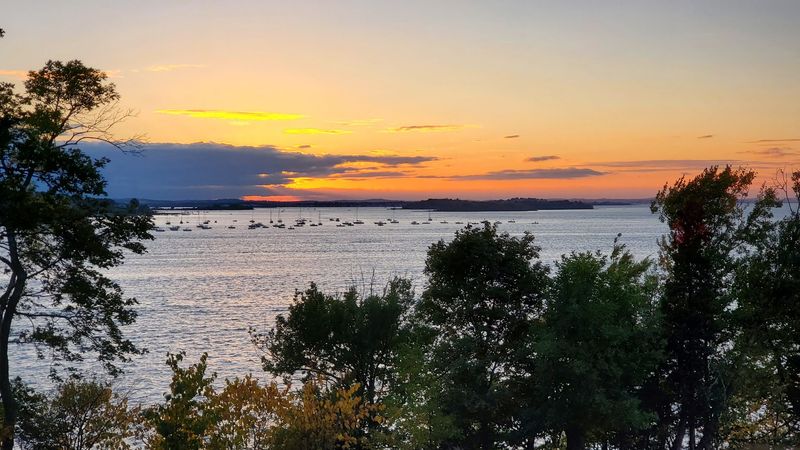 The Peaceful Coastal Landscape and Natural Scenery