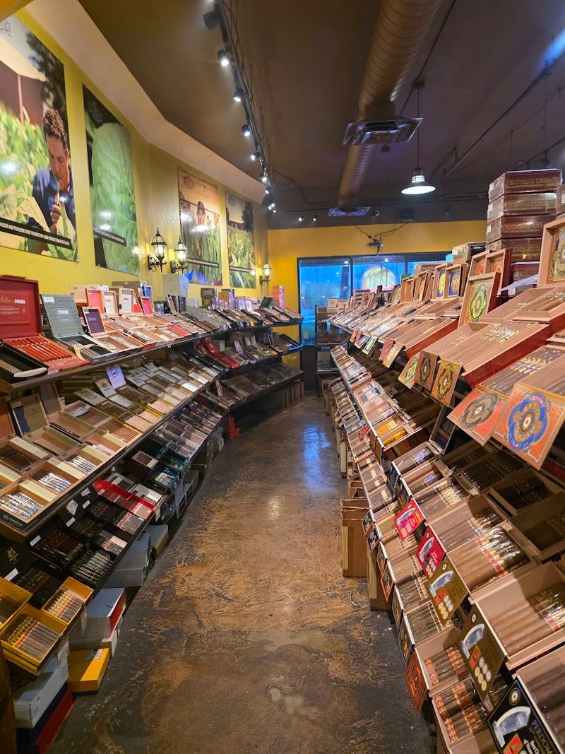 Corona Cigar Company (Orlando)