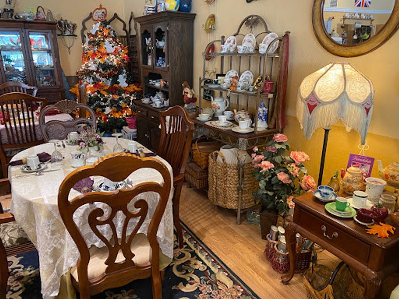 Teatime Tranquility & Treasures