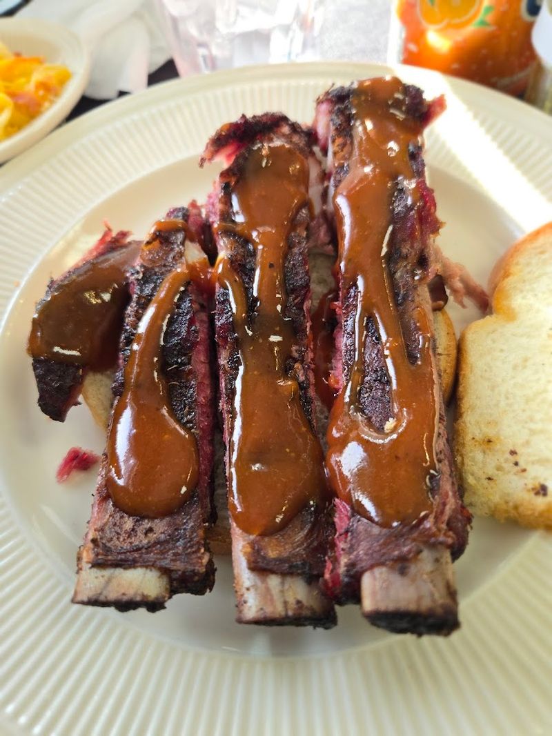 Ribs That Steal the Show