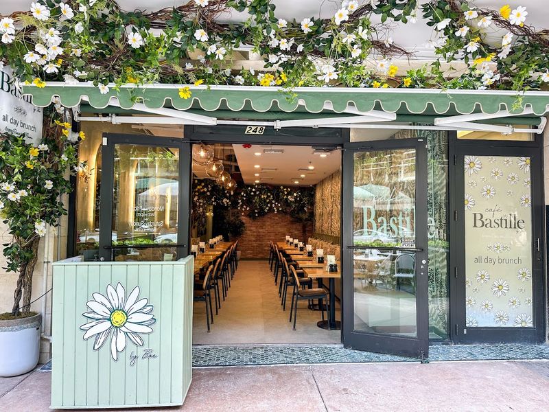 Caf&eacute; Bastille Downtown Miami
