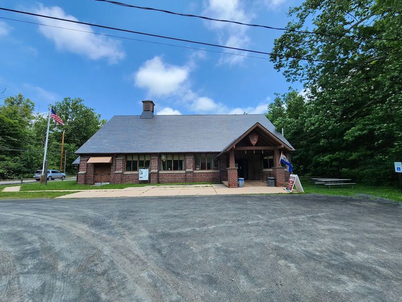 Bushkill Meeting Center: Your Best First Stop