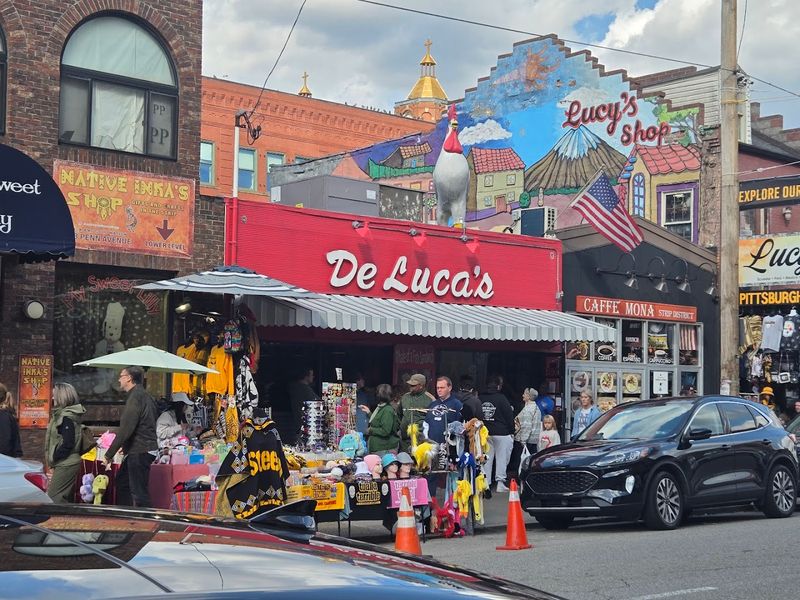 Practical Tips for Visiting DeLuca's Diner in Pittsburgh