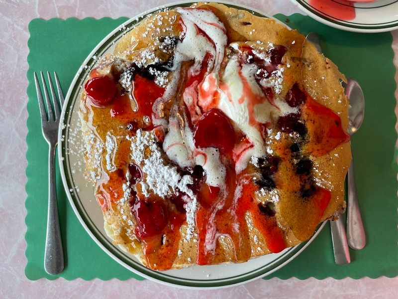 Pancakes and French Toast Worth Ordering