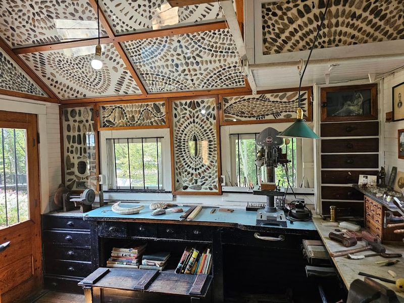 The Original Workshop and Tool Displays