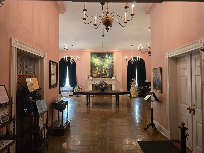 The Folk Culture Center &mdash; Crafts, Skills, and Living Traditions