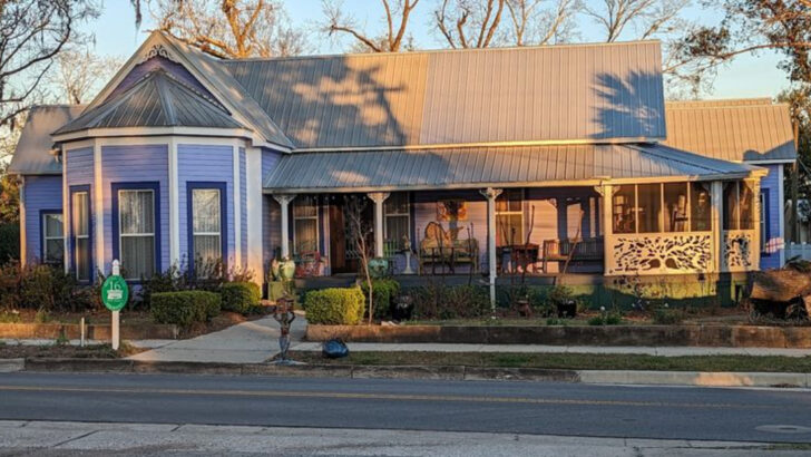 The Cheapest Town In The Florida Panhandle Where Retirees Live Comfortably On Social Security Alone