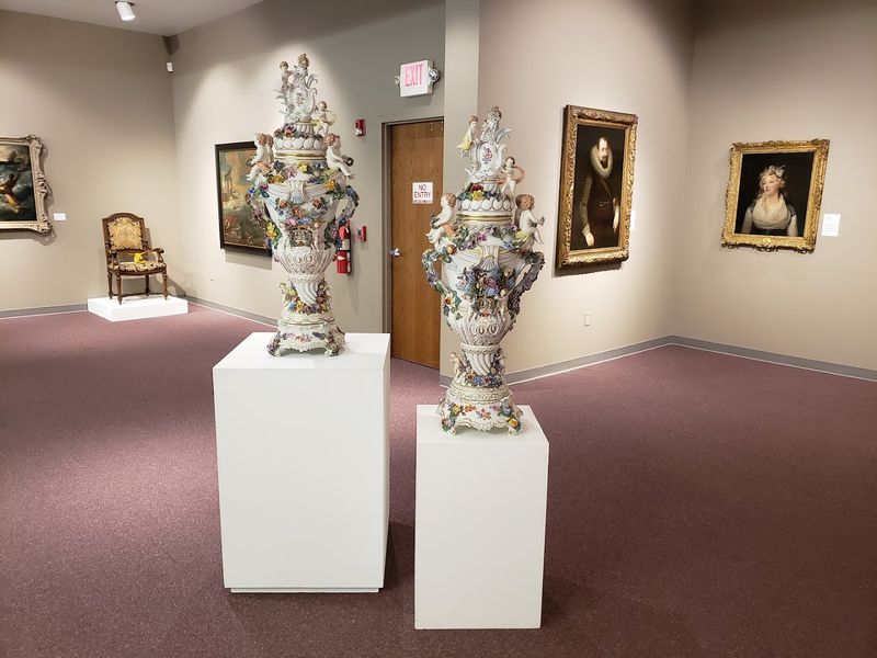 While You Are in Zanesville: A Few Other Stops Worth Making