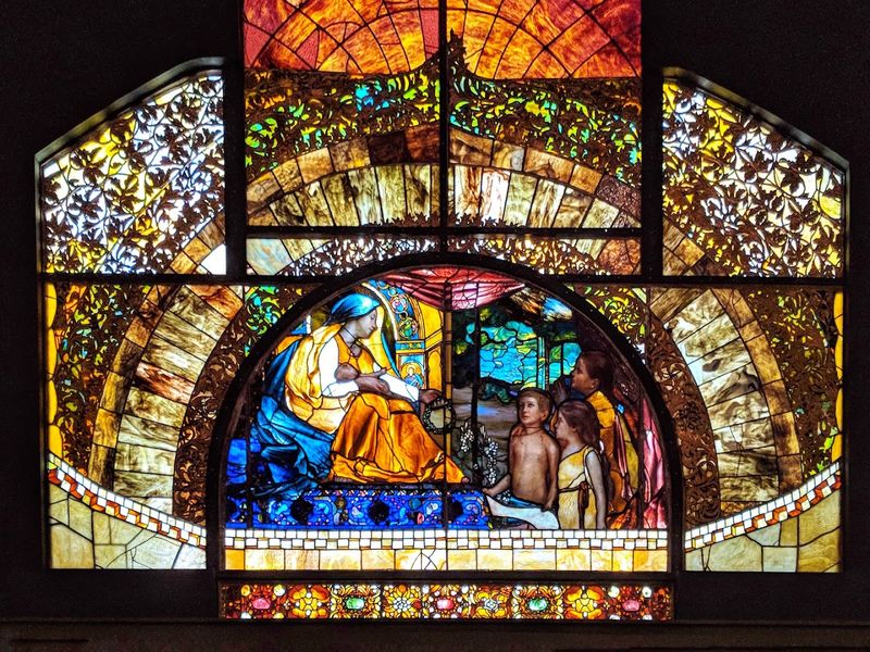 The Stained-Glass Windows That Change As You Look