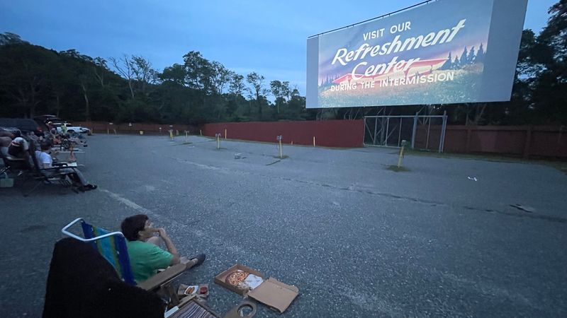 The Single-Screen Simplicity That Sets It Apart From Modern Multiplexes