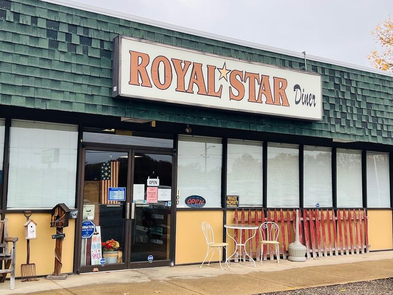 Royal Star Diner (Sebring)