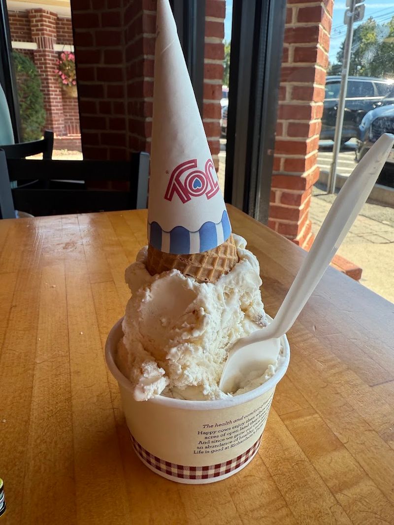 Sundaes Are Built With Real Care and Generous Proportions