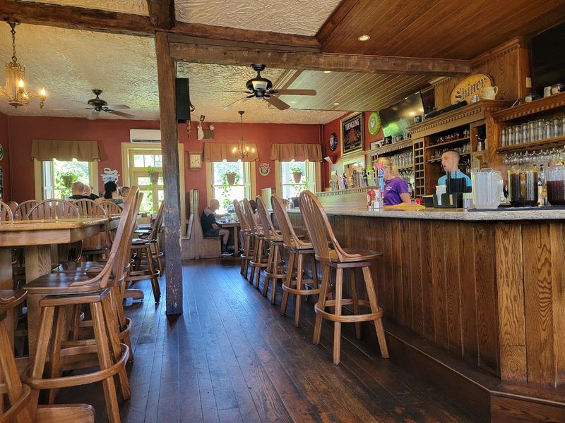 A Gathering Place During One of America's First Political Crises