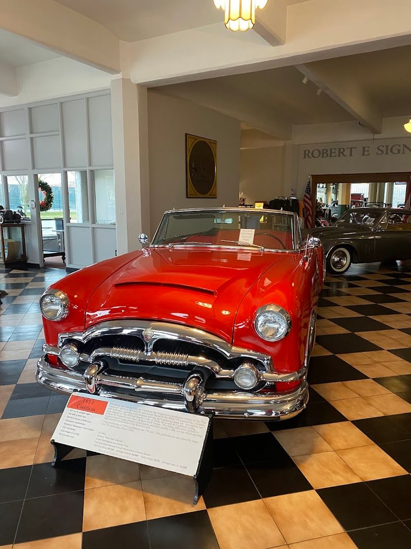 Art Deco Architecture and Authentic Details