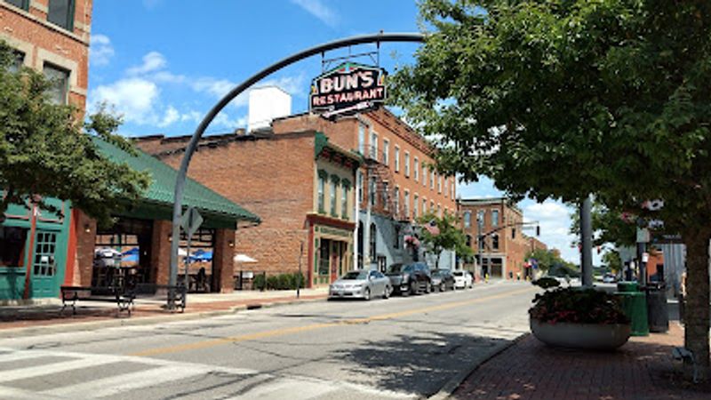 After the Paddle: Breakfast and Coffee in Downtown Delaware