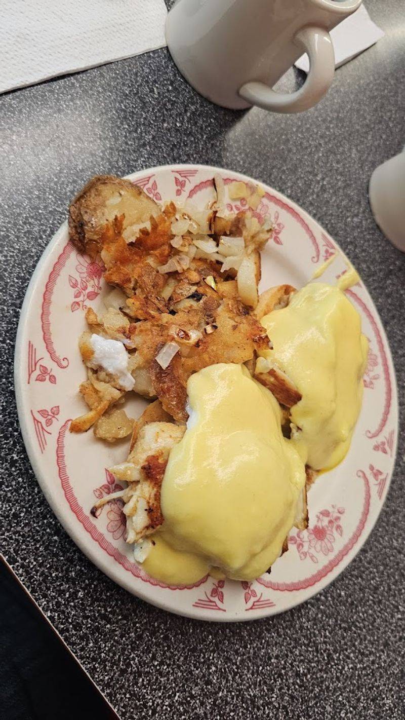 Crab Benedict: A Surprising Diner Showstopper