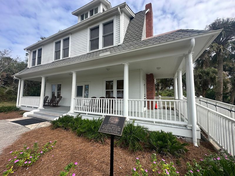 Historic Eldora Statehouse &mdash; Florida's Forgotten River Town