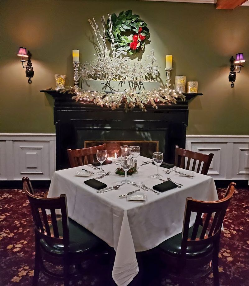 Dining by the Fireplace &mdash; A Romantic Atmosphere Like No Other