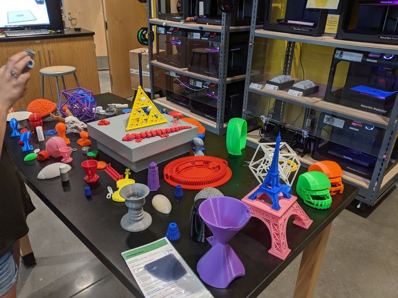 3D Printing Station: Where Digital Ideas Become Real Objects