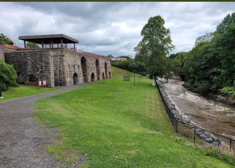 A Surprisingly Scenic Setting Along the Lackawanna River